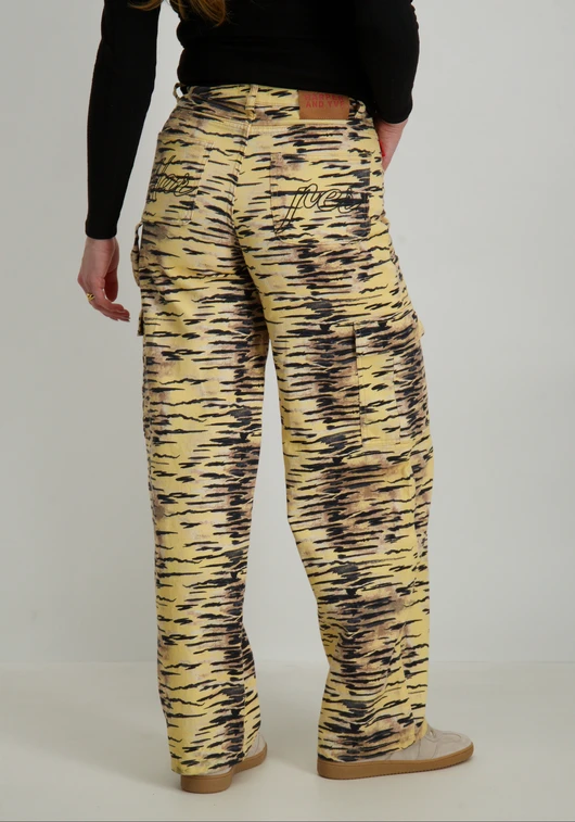 Harper & Yve DANA BROEK SS25D100