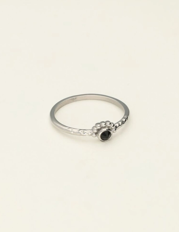 My Jewellery Ring tiny black stone MJ09526