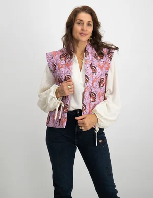 Only ONLCEMMA AOP QUILT VEST PNT 15311246