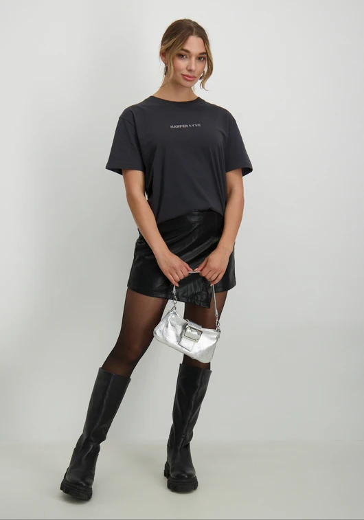 Only ONLCOLLIE HW FAUX LEATHER SKORT PNT 15331872