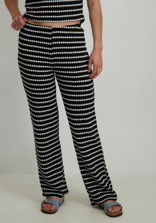 Only ONLEVA STRIPE WIDE LEG PANT CS JRS 15348629