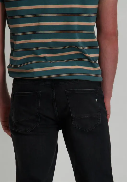 PureWhite The Ryan Slim Fit Jeans W3007