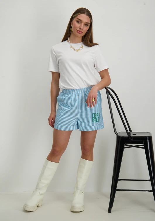 Refined Department Davida Short R2503157675